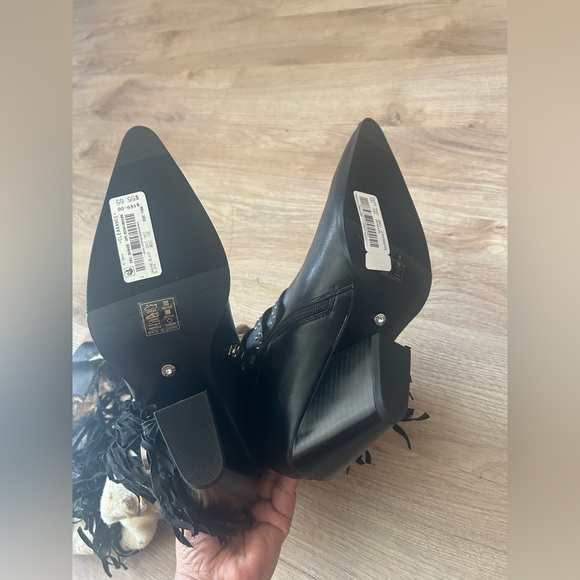 Over-the-Knee Western Fringe Boots in Black and Brown - Picture 3 of 5